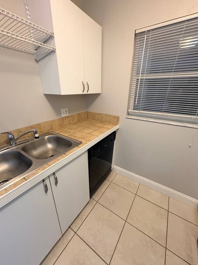 Photo - 4870 S Atlantic Ave