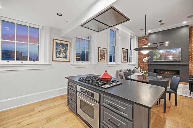 725 5th St SE Unit 23