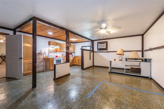 Photo - 12320 FM1764