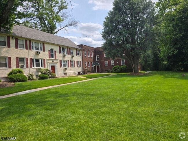 Building Photo - 933 E Front St Unit D Rental