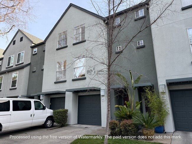 Photo - 643 Atherton Pl