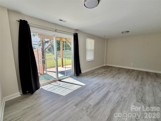 Photo - 2662 Grantham Place Dr