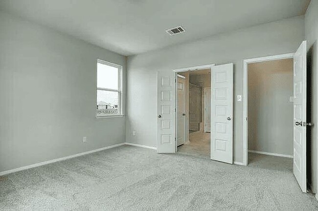 Photo - 1289 Goforth Rd