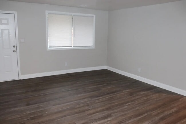 Photo - Caswell at The Mills