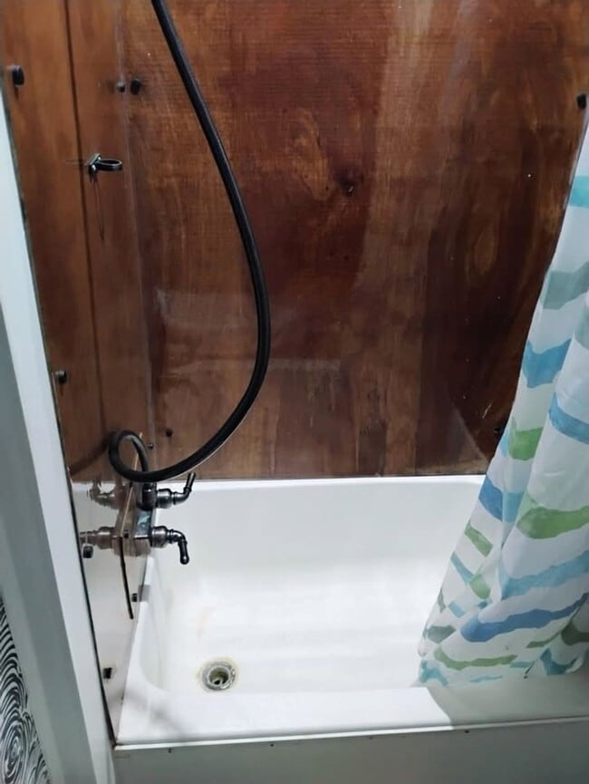 Photo - 1804 AR-89