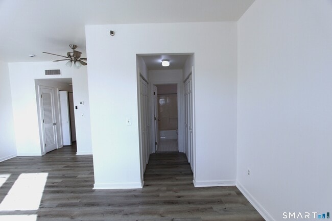 Photo - 1838 Black Rock Tpke