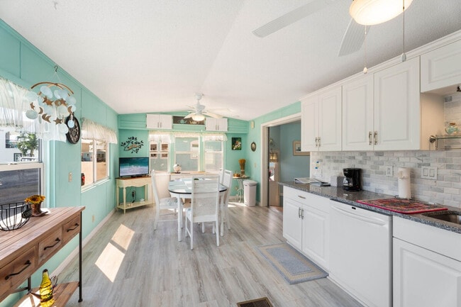 1368 Nettles Blvd Unit SI ID1537526P