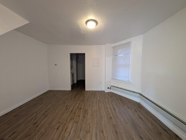 Photo - 2019 Grant Ave