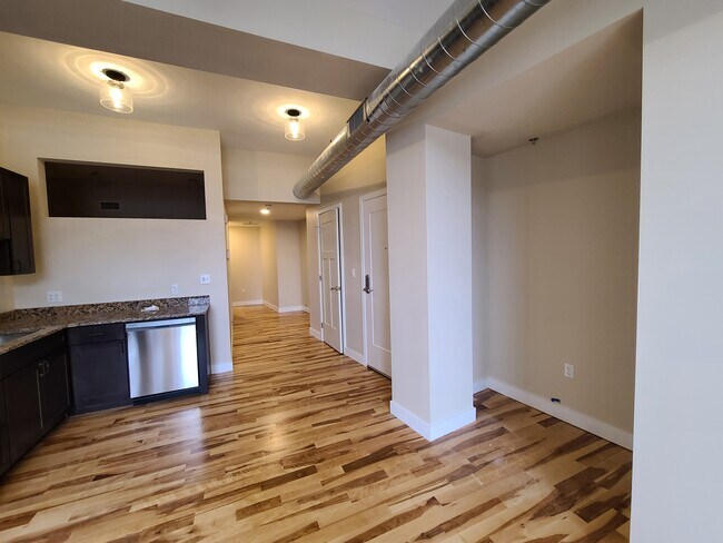#205 Living/Dining Space
