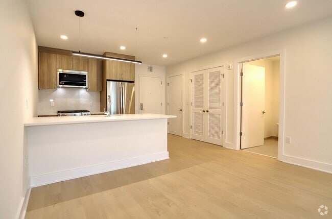 Building Photo - 303 Madison St Unit 303 Rental