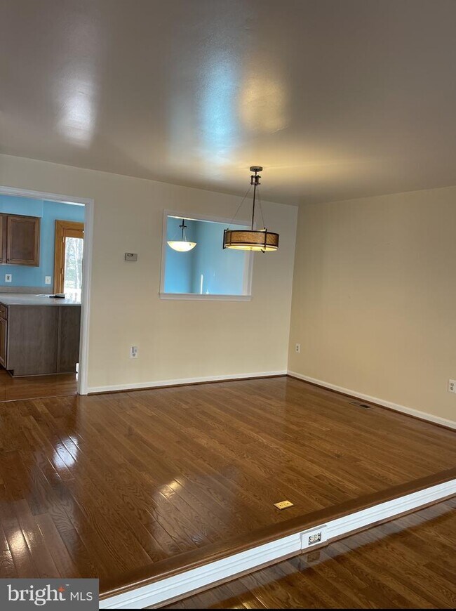 Photo - 8215 Southwater Ct