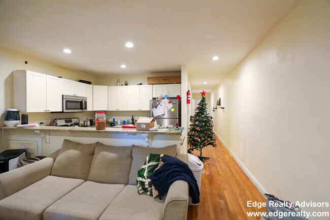 Photo - 12 Elba St Apartments