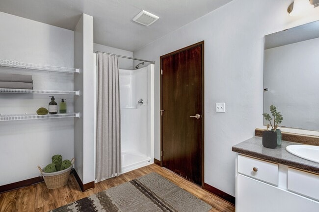 Photo - Elevate Student Living