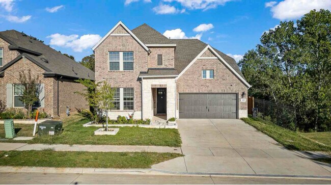 Photo - 1529 Woodford Pl House