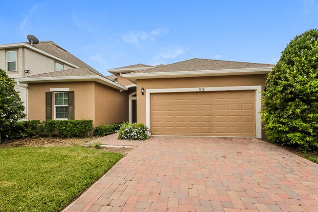 Photo - 1716 Hawksbill Ln