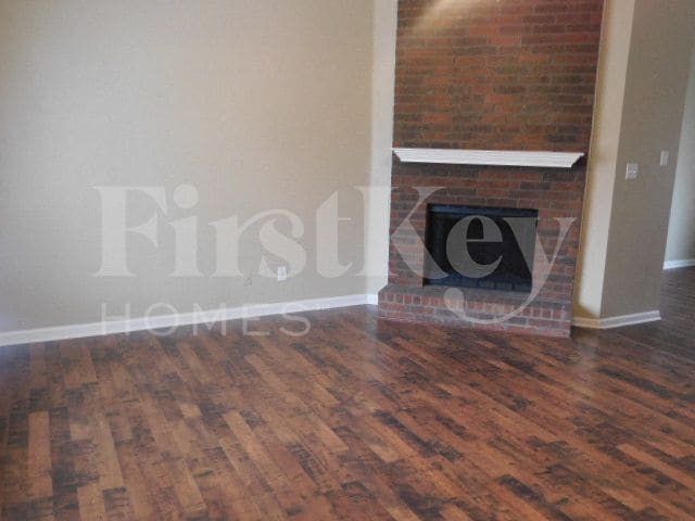 Photo - 2695 Laurelcrest Cove