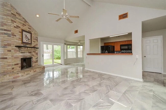 Photo - 11810 Glenwolde Dr