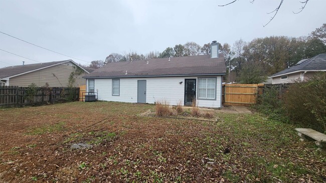 Photo - 6903 Gallop Dr