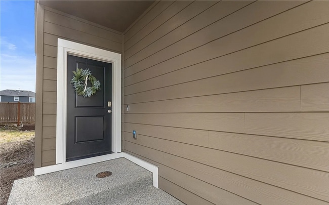 Photo - Spacious 4-Bed Home In Puyallup! Apply Today!