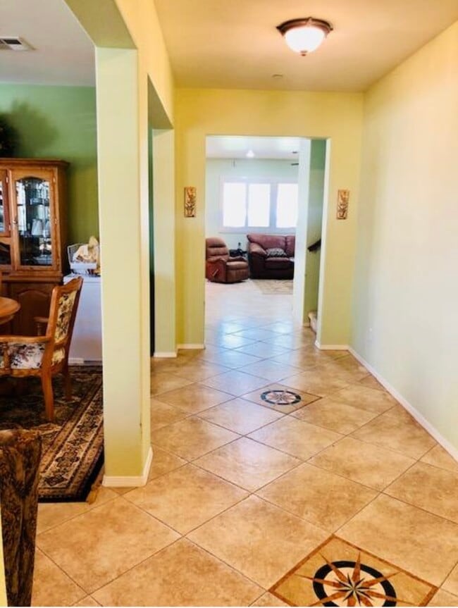 Photo - 1135 E Pennsylvania Ave