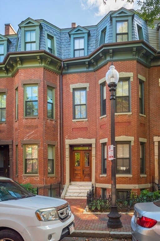 Photo - 25 Worthington St