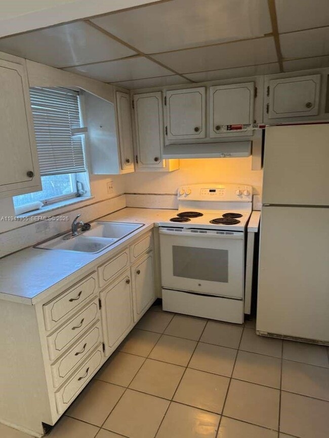 Photo - 2840 Taylor St Unit 23