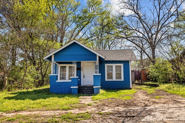 Photo - 1209 19th Pl SW