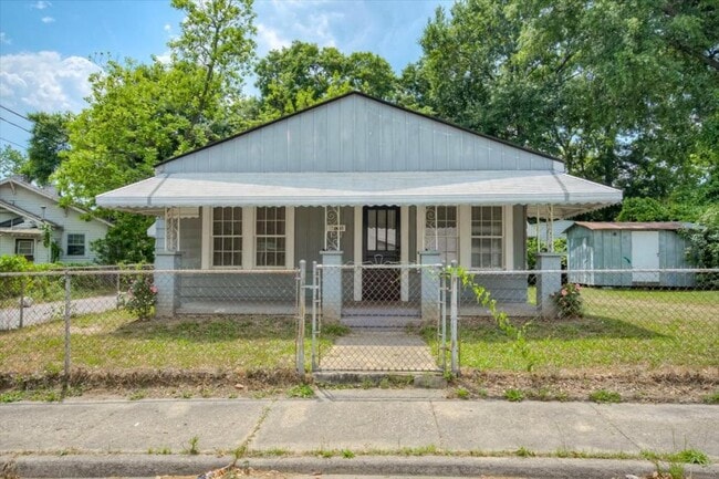 Building Photo - 1740 Starnes St