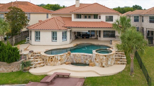 Building Photo - 18422 Windsor Lakes Dr Rental