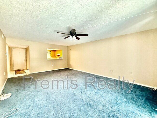 Photo - 2400 Winding Creek Blvd