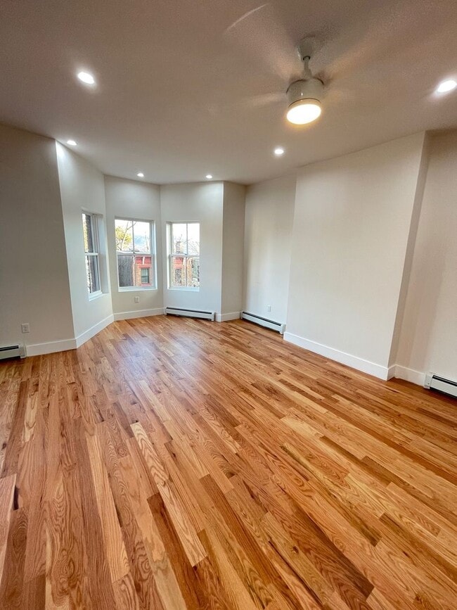 Photo - 111 Johnston St Unit 3