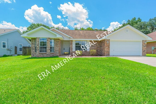 Building Photo - 2820 Tamiami Trail Rental