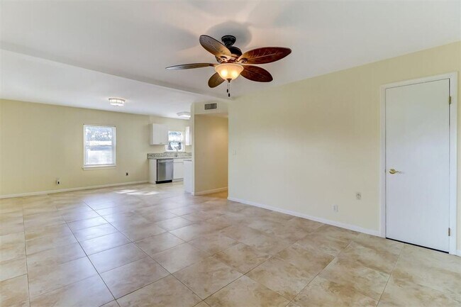 Photo - Adorable Amelia Island Beach Cottage – 2BR...