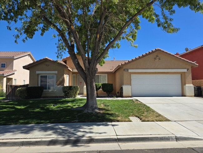 Photo - 42522 Coronet Ct