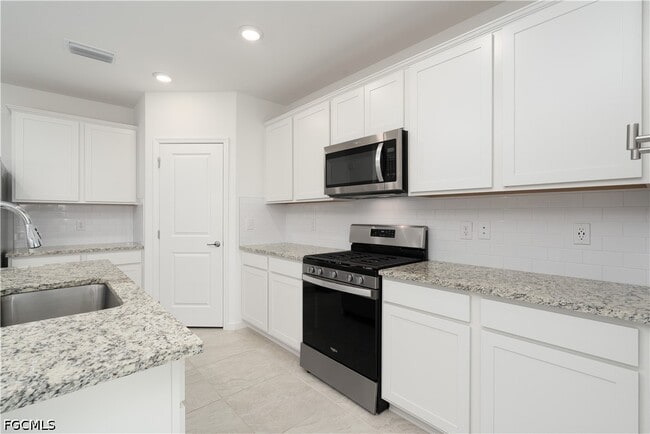 Photo - 42380 Cascade Dr