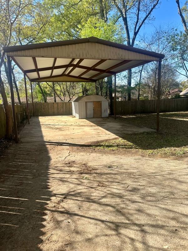 Photo - 412 Helane Ln