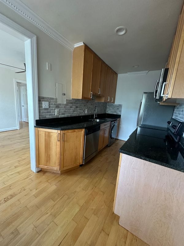 Photo - 2625 3rd St NE