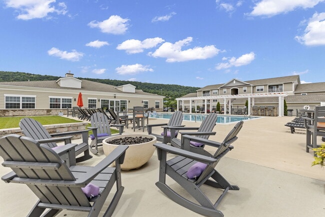 Photo - Reserve at Cranberry Springs