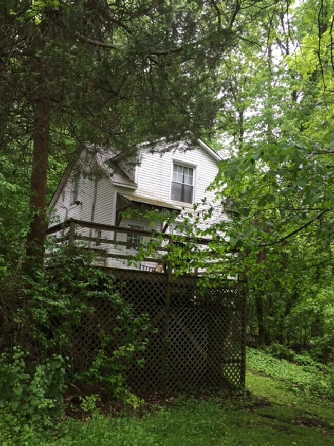 Photo - 1916 Sulgrave Ave Unit 1st Floor