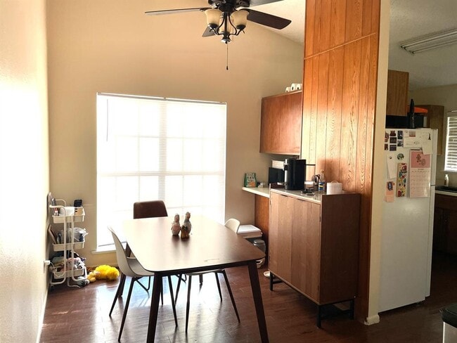 Photo - 1301 Pendergrass St