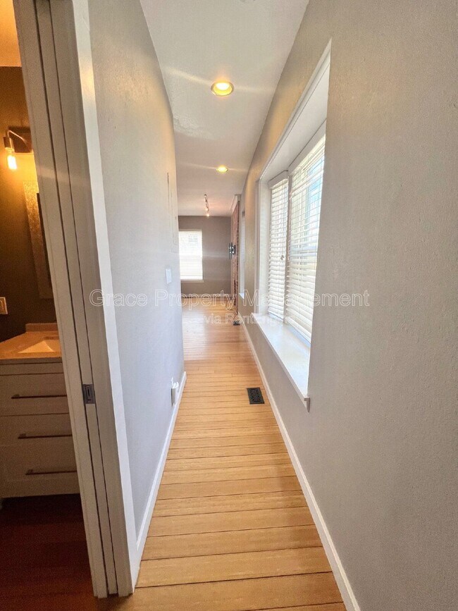 Photo - 2306 Glenarm Pl Unidad 101