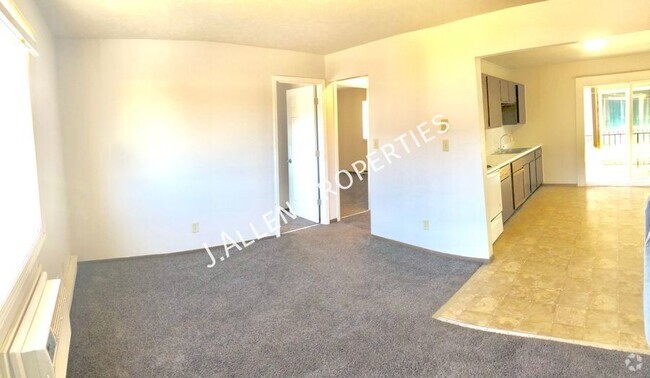 Building Photo - Modern, Renovated 2 bed Unit 3 Rental