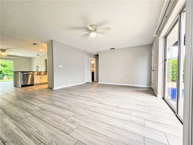 Photo - 523 SE 24th Ave