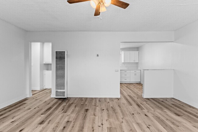 Photo - 1050 Gaviota Avenue