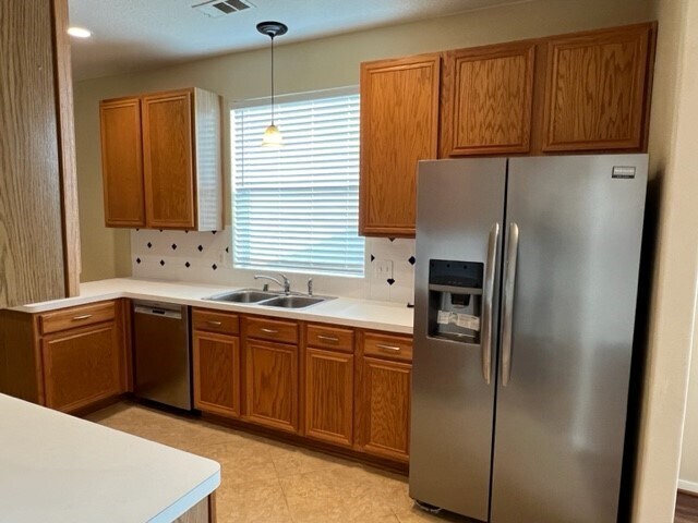 Photo - 2910 Blue Dawn Dr