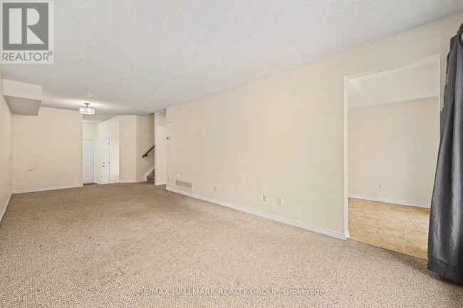 Photo - 1073 Marconi Ave