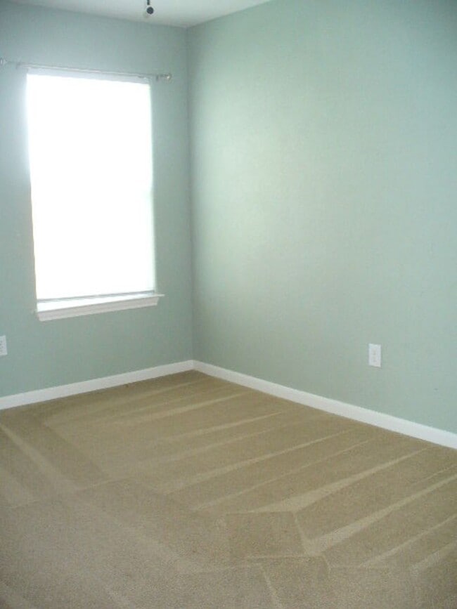 Photo - Charming 3-Bedroom Home for Immediate Move-In