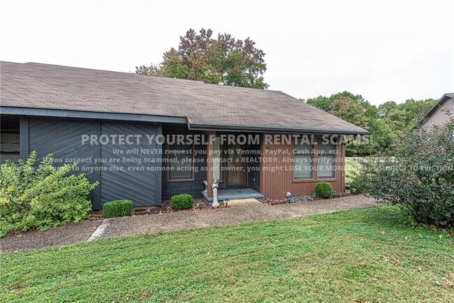 Photo - 41 Melinda Ln