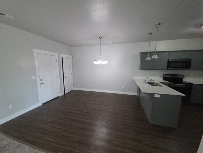 Photo - 3724 W 1850 N Unidad Exchange # 202