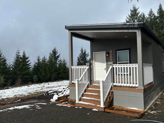 Building Photo - Powers Creek Unit 19017